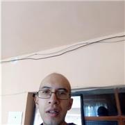 Prof. A domicile. Bonjour je suis parlant natif d'espagnol et je parle aussi français. J'apprenais dans la université